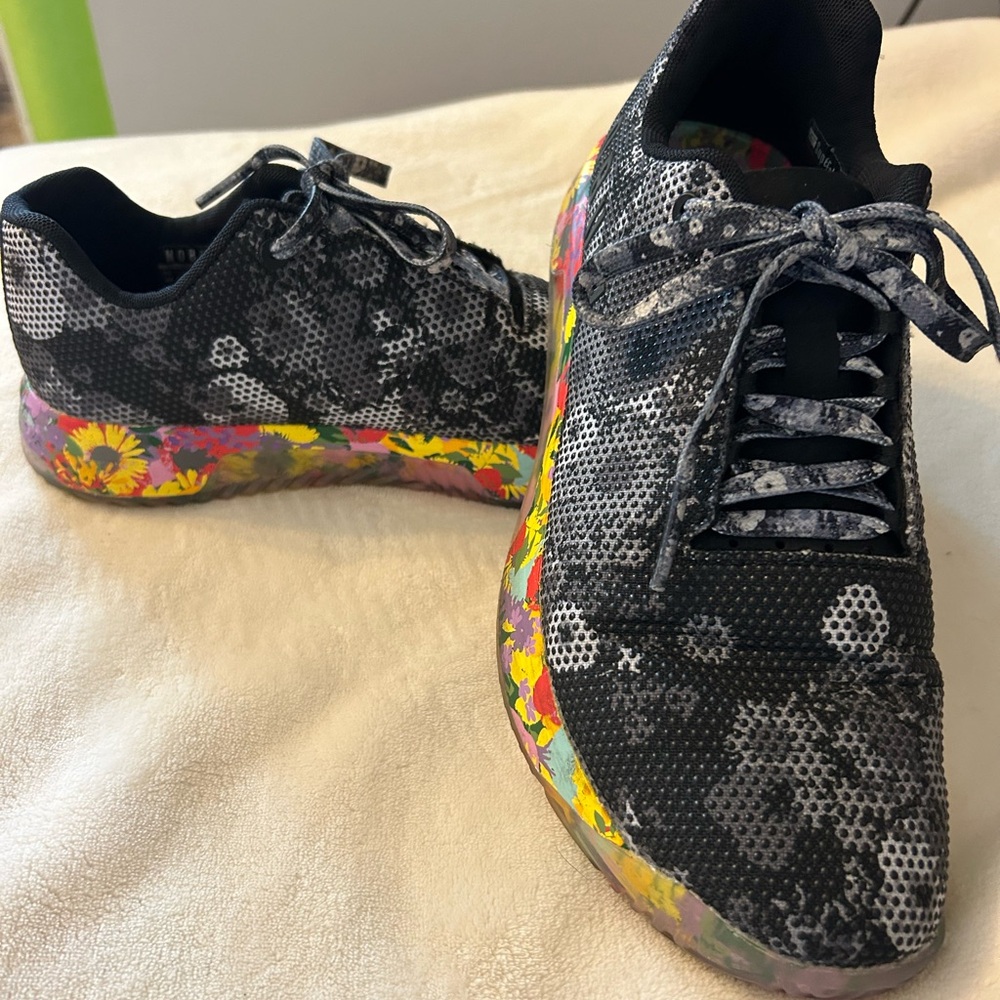 NoBull Women’s Outwork size 9